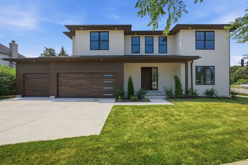 949 Internationale Pkwy, Woodridge, IL, 60517-5057 | Card Image