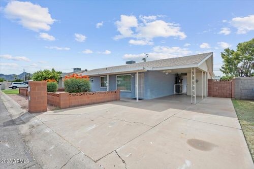 413 E El Camino Dr, Phoenix, AZ, 85020-3519 | Card Image