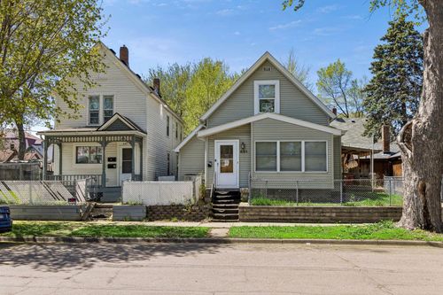 651 Mackubin St, Saint Paul, MN, 55103-1696 | Card Image