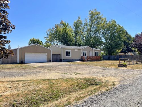 14625 Se 1st St, Mcminnville, OR, 97128-8701 | Card Image