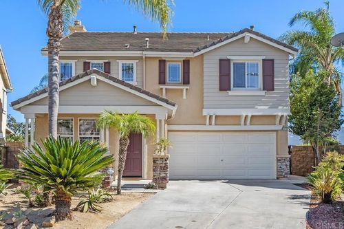 679 Glasgow Ct, San Marcos, CA, 92069-8135 | Card Image