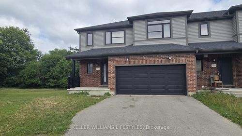 1301 Michael Cir, London, ON, N5V0B8 | Card Image