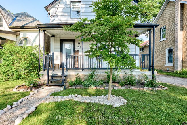 239 Nile St, House other with 4 bedrooms, 2 bathrooms and 8 parking in Stratford ON | Image 4