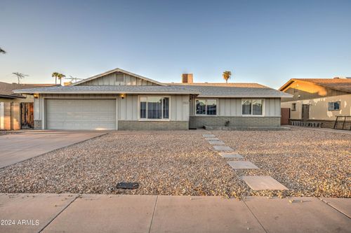 2122 E Radcliffe Dr, Tempe, AZ, 85283-2424 | Card Image