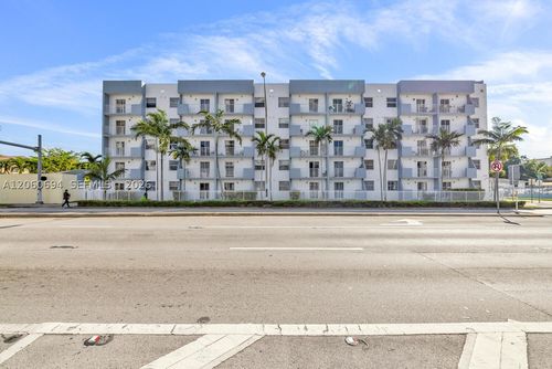 111-2575 Sw 27th Ave, Miami, FL, 33133-2138 | Card Image