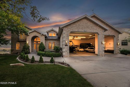 8904 Cheyenne Way, Park City, UT, 84098-5856 | Card Image
