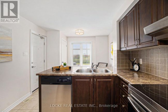 2411 Esprit Dr, Condo with 2 bedrooms, 3 bathrooms and 1 parking in Orléans ON | Image 14