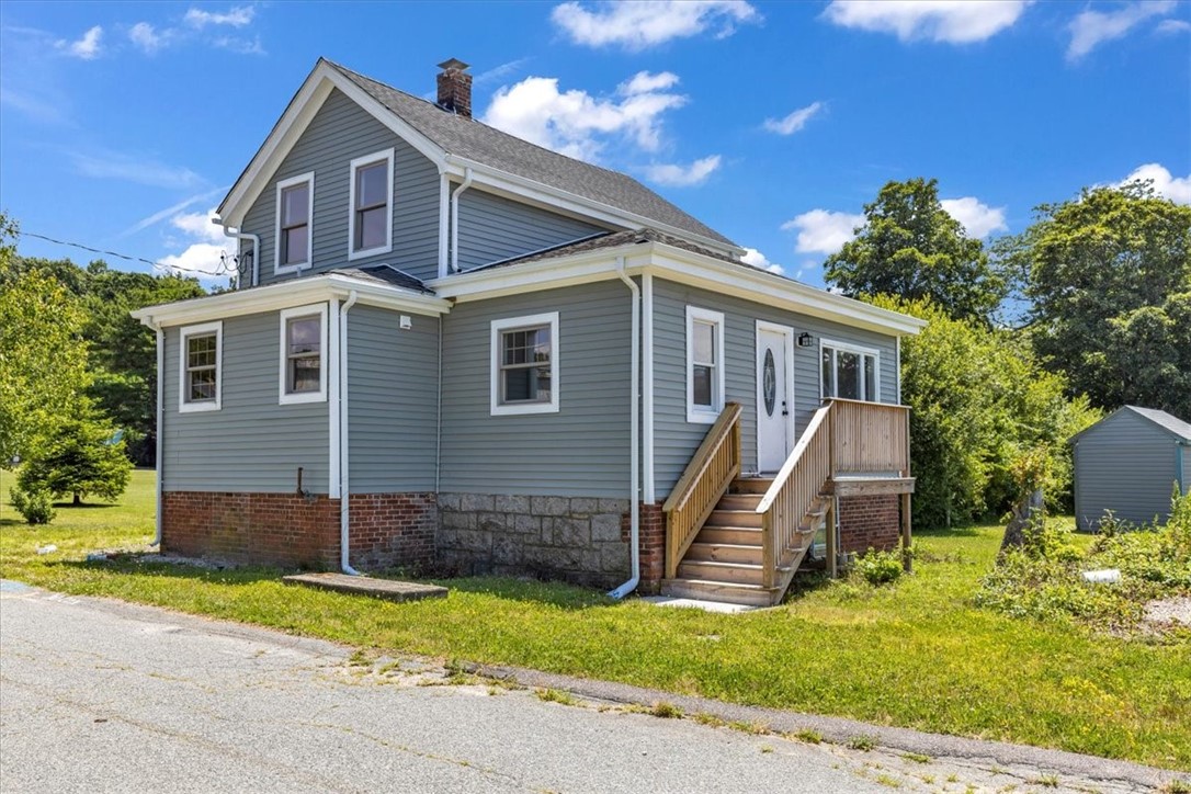 A Connell St, Tiverton, RI 02878