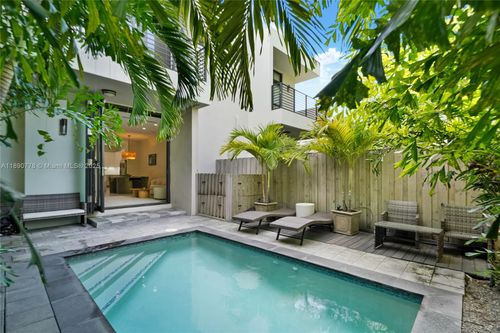 3110-3110 Hibiscus St, Miami, FL, 33133-4324 | Card Image