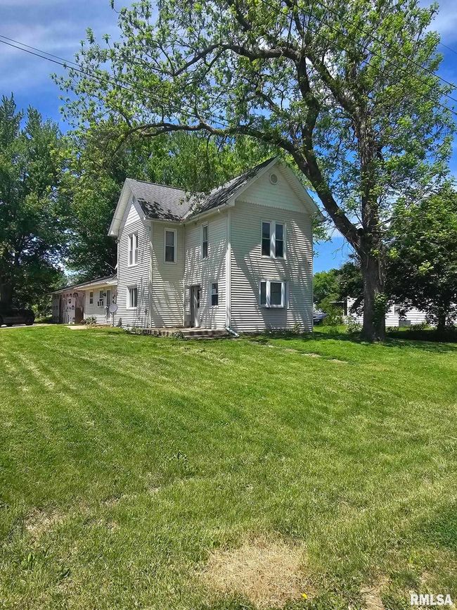 113 S Franklin St, House other with 5 bedrooms, 2 bathrooms and null parking in Camp Point IL | Image 22
