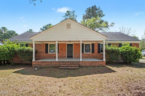 1506 Hart Cir, Goldsboro, NC, 27530-6712 | Card Image