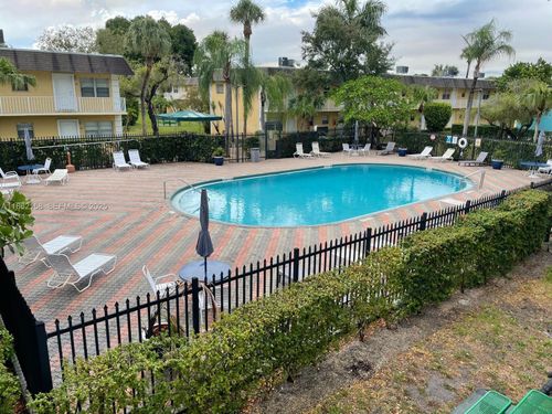 308-5162 Ne 6th Ave, Oakland Park, FL, 33334-3387 | Card Image