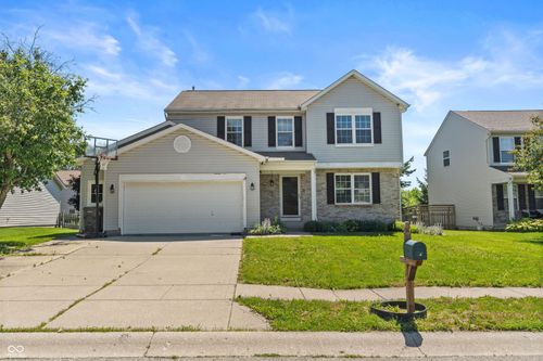 8519 Walden Trace Dr, Indianapolis, IN, 46278-5017 | Card Image