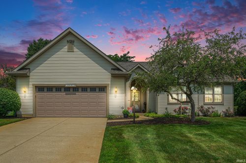 25879 Hunt Trl, South Bend, IN, 46628-9272 | Card Image