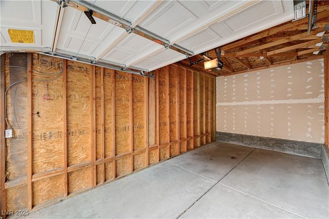 2014 - 8985 S Durango Dr, Condo with 3 bedrooms, 2 bathrooms and null parking in Las Vegas NV | Image 6