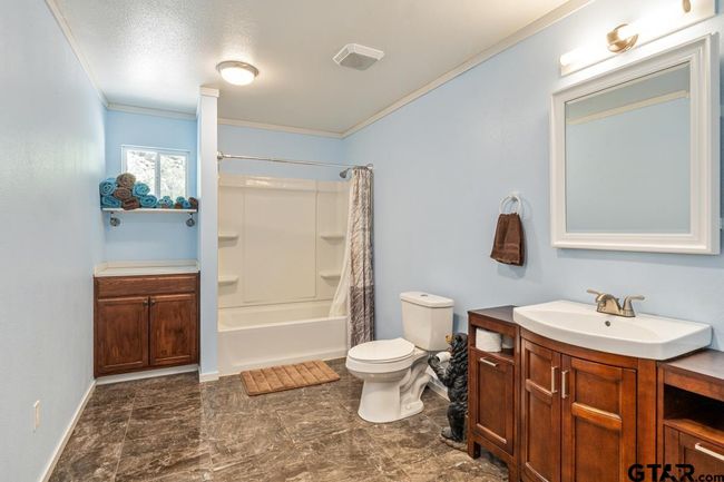 15200 Us Highway 175 W, House other with 3 bedrooms, 2 bathrooms and null parking in Eustace TX | Image 19