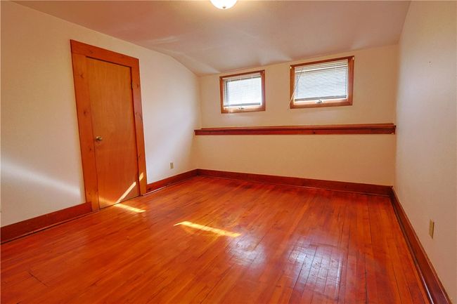 Upstairs bedroom | Image 14
