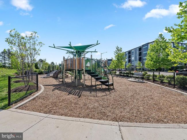 3V - 12865 Mosaic Park Way, Condo with 2 bedrooms, 2 bathrooms and null parking in HERNDON VA | Image 28