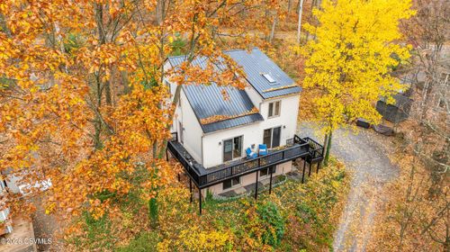 218 Apple Blossom Ln, Catawissa, PA, 17820-8250 | Card Image