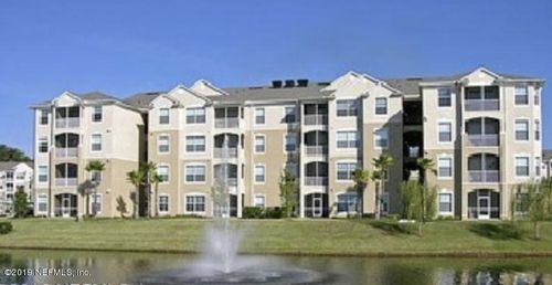 7108-7801 Point Meadows Dr, Jacksonville, FL, 32256-9133 | Card Image