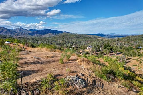 10804 Granite Dr, Shasta, CA, 96087-8014 | Card Image