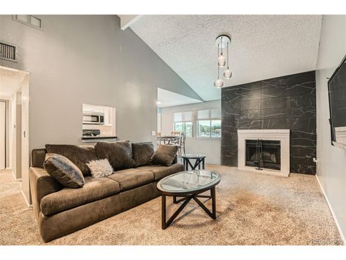 apt-n11-8100 W Quincy Ave, Littleton, CO, 80123-2480 | Card Image