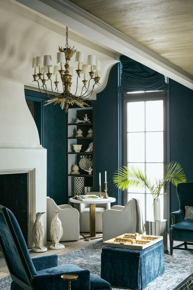 28 Sea Venture - Family Room | Image 6