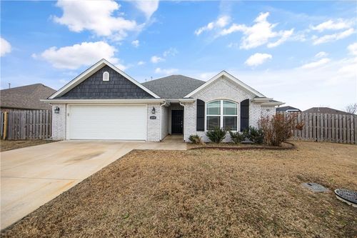 4559 W Barhem Dr, Fayetteville, AR, 72704-7180 | Card Image