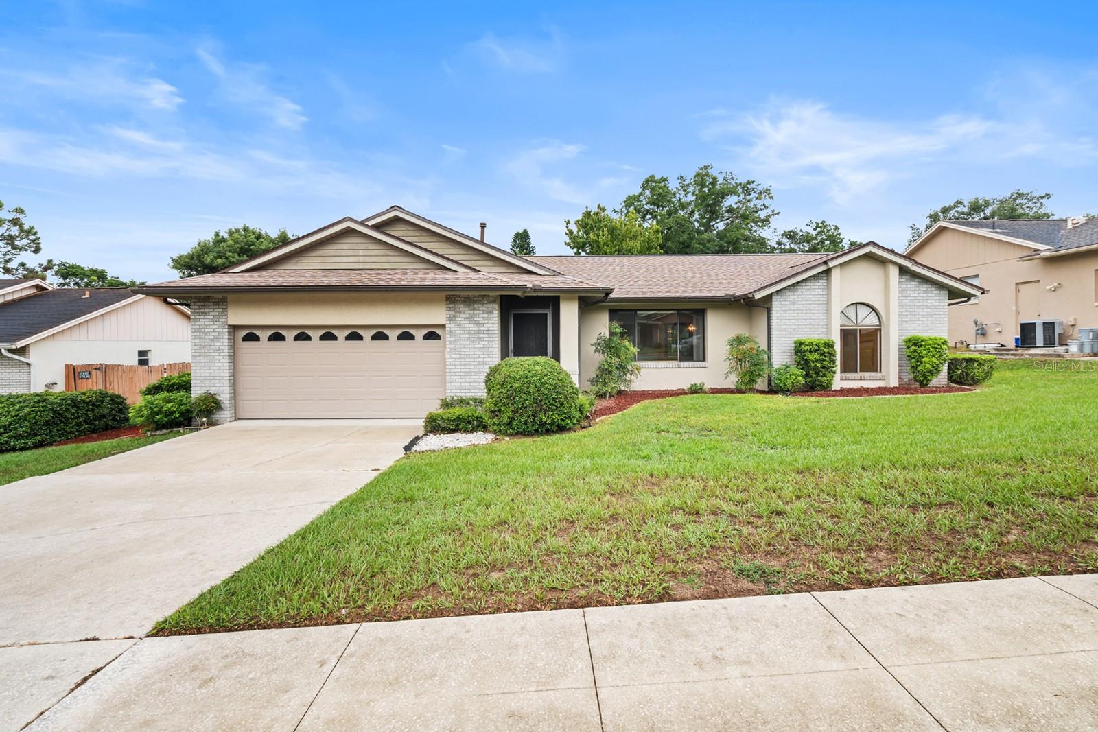 Bay Lakes Trl, Clermont, FL 34711