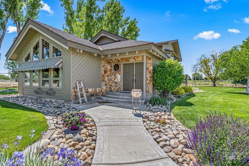 5537 Highway 30 S, New Plymouth, ID, 83655-5218 | Card Image