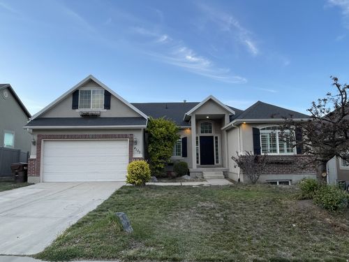 4105 E Comanche St, Eagle Mountain, UT, 84005-6034 | Card Image