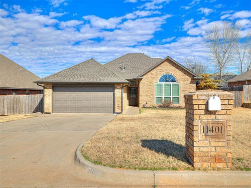 11401 Queensland Court, Midwest City, OK, 73130 | Card Image