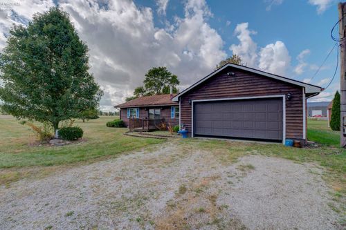 12803 State Route 113, Wakeman, OH, 44889-8300 | Card Image