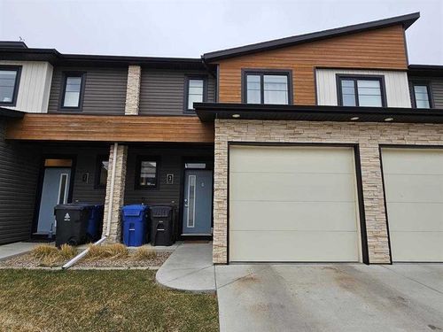 3-414 Highlands Blvd W, Lethbridge, AB, T1J5K5 | Card Image