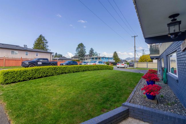 3682 Godwin Avenue, House other with 10 bedrooms, 4 bathrooms and 2 parking in Burnaby BC | Image 38