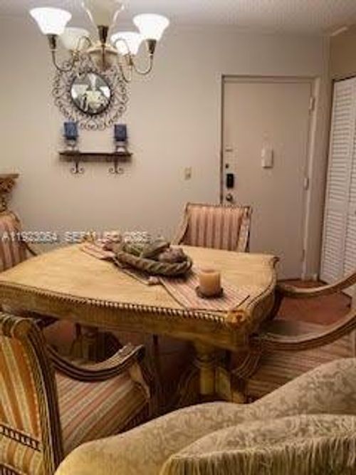 apt-207-9420 W Flagler St, Miami, FL, 33174-2024 | Card Image
