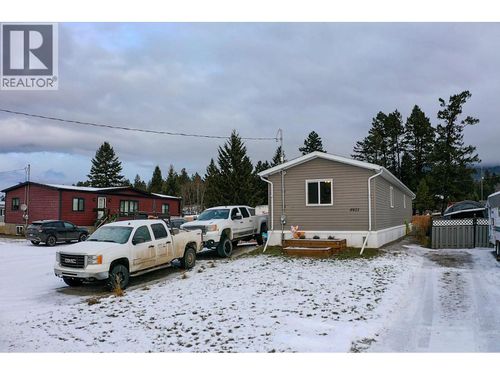 4821 Crescentwood Dr, Edgewater, BC, V0A1K3 | Card Image