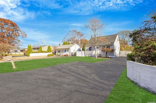 125 Mill Drive, Mastic Beach, NY, 11951 | Card Image