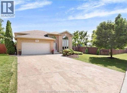 569 Sarah Crt, Windsor, ON, N9G2Y8 | Card Image