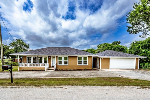 280 Crestmont St, Pointblank, TX, 77364-7333 | Card Image