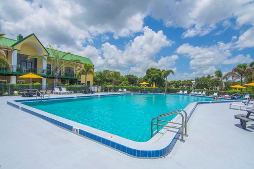 b-4210 Gator Trace Ave, Fort Pierce, FL, 34982-5269 | Card Image
