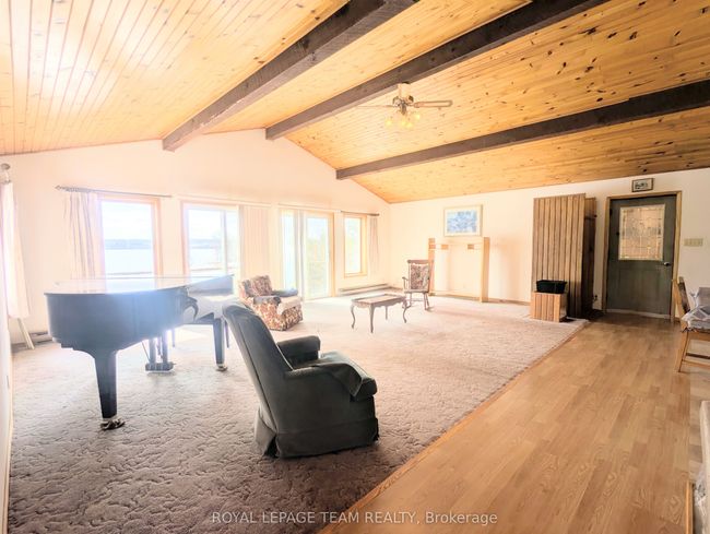 9993 Highway 60 Highway, House other with 3 bedrooms, 2 bathrooms and 6 parking in North Algona Wilberforce ON | Image 4