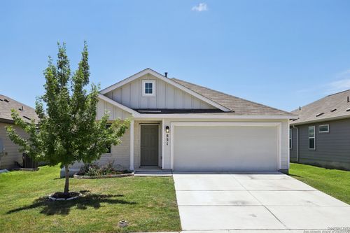 551 Agave Flats Dr, New Braunfels, TX, 78130-6598 | Card Image