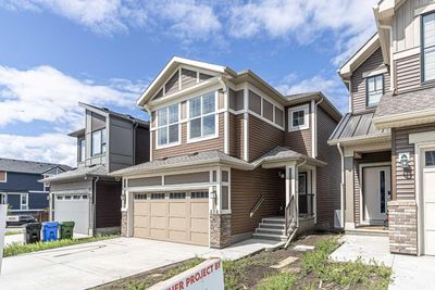 206 Lucas Close Nw, House detached with 5 bedrooms, 3 bathrooms and 2 parking in Calgary AB | Image 1