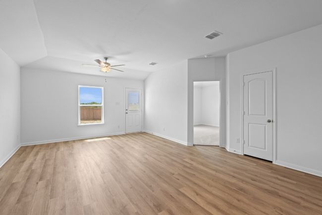 426 Aplite Pass, House other with 3 bedrooms, 2 bathrooms and 2 parking in Maxwell TX | Image 8