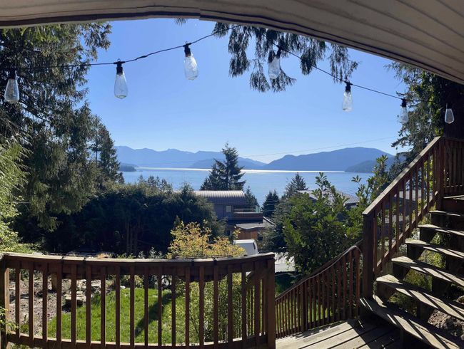 1833 North Road, House other with 3 bedrooms, 2 bathrooms and 2 parking in Gibsons BC | Image 28