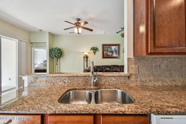 9094 Honeybee Lane, House other with 3 bedrooms, 2 bathrooms and null parking in Jacksonville FL | Image 12