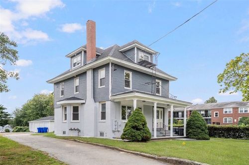 3222 Pawtucket Avenue, East Providence, RI, 02915 | Card Image