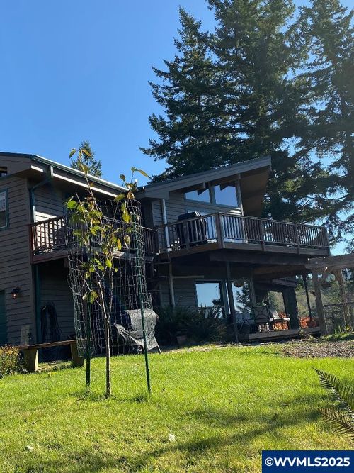 7667 Ne Park Ln, Otis, OR, 97368-9680 | Card Image