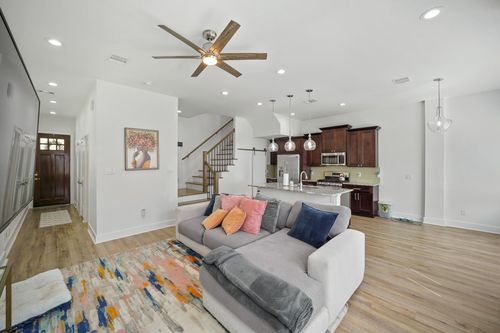 apt-b-4402 Mckinley St, Houston, TX, 77051-1883 | Card Image